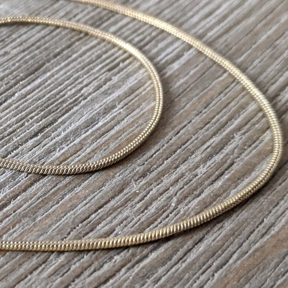 🌟 3/$15 🌟 Gold Tone Dainty Chain Necklaces Set of 2 - Picture 11 of 14